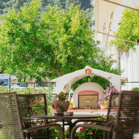 Hotel Anna Christina 2*