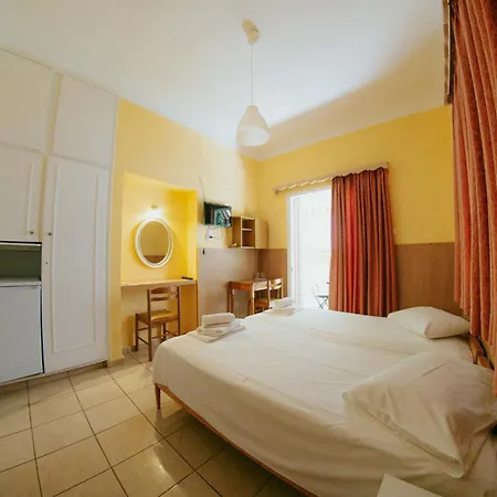 Hotel Anna Christina Kamena Vourla